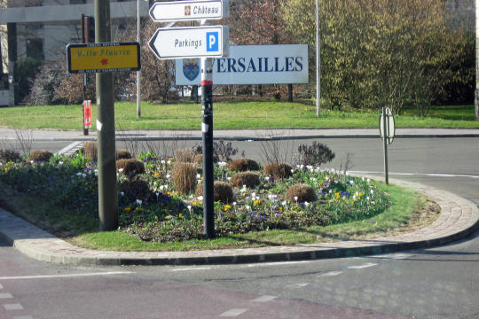 On way to Versaille
