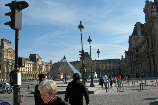 Walking to Louvre in Paris