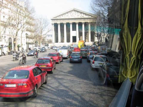 Bus tour in Paris